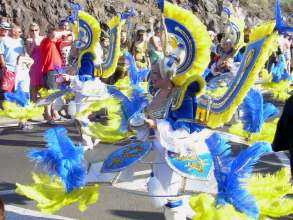 Gruen-blauer Karneval in Los Gigantes