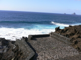 el hierro charco azul