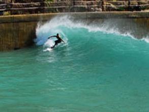 Surfen im Siam Park