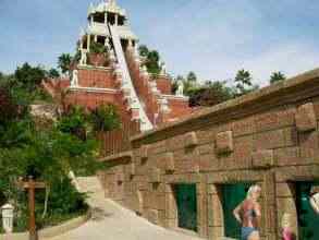 Siam Park - Tower of Power Ansicht von unten links