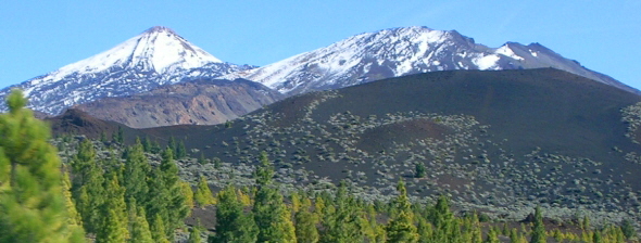 Schnee auf dem Teide von Teneriffa