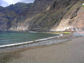 Los Gigantes Strand