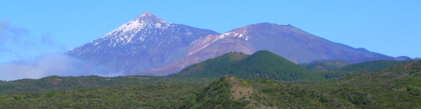 Schnee auf dem Gipfel von Teneriffa